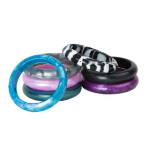 Bubba Chew Bracelet von Chewigem, ein trendiges Armband für Erwachsene, unterstützt das Kaubedürfnis und die Selbstregulation, ideal für Menschen mit Autismus.