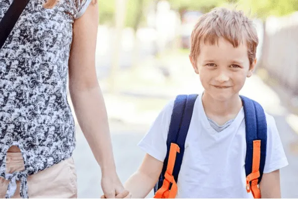Lesen Sie hier 5 Tipps, wie Sie die Morgenroutine mit Kindern mit ADHS reibungsloser gestalten können. Auch wirksam bei reizempfindlichen Kindern
