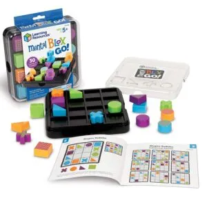 Mental blox go ist ein herausforderndes Reisespiel mit Lernressourcen. Dieses Denkspiel ermöglicht es Kindern, kritisch zu denken und Probleme zu lösen.