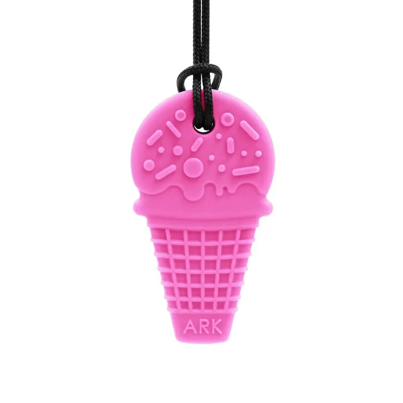 Ark Ice Cream Kaukette ist ein Kauschmuck in Form eines Eises. Das Kauen dieser Bisskette hilft Kindern mit Reizverarbeitungsproblemen, Reize zu verarbeiten.