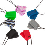 Sensory Chewigem Dog Tags Beißkette – weicher Kauschmuck in Form von Id-Plate für kleine Kinder