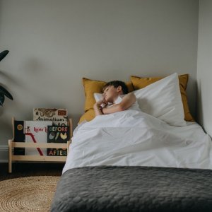 Die Bettwäsche für Kinder mit Reißverschluss ist die ideale Bettwäsche für unruhige Schläfer. Bettwäsche mit Reißverschluss, die während des Schlafens fest auf dem Bett bleibt.