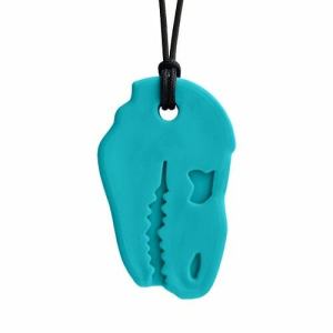 De dino kauwketting is een geliefde bijtketting bij dino fans. Dit dinosaurus kauwsieraad is stoer voor jongens en meiden met kauwbehoefte. Het kauwen helpt prikkels verwerken