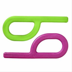 Der Ark Therapeutic Grabber hat ein P-förmiges Design. Die Schlaufe macht es einfach, es in der Hand zu halten. Die lange Stange ermöglicht es, die hinteren Backenzähne zu erreichen. Müssen Sie kauen? Verwenden Sie den Grabber als sichere Alternative zum Kauen von Händen, Hemden, Bleistiften usw.