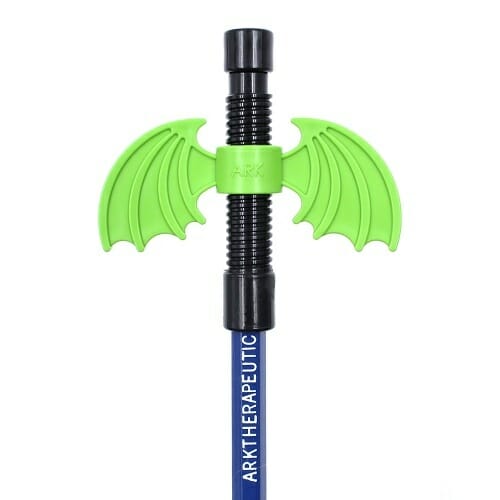 Der Ark Wingamajigs Pencil Fidget Dragon ist ein großartiges Fidget-Produkt für den Unterricht oder für Hausaufgaben. Drehe den Flügel oder fühle die Textur für zusätzliche taktile Reize