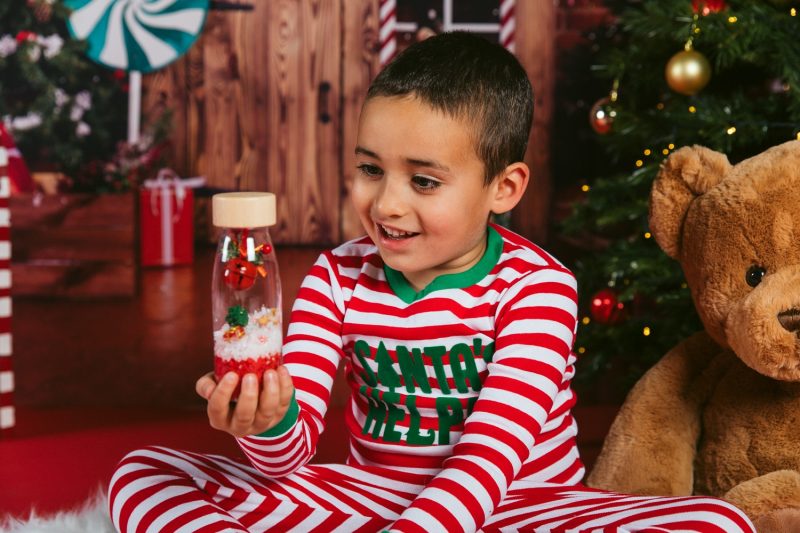 Petit Boum Sensory Bottle Christmas rundet die Weihnachtsfeier für Groß und Klein ab