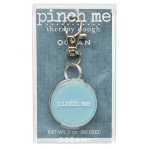 Compacte aromatheraputty sleutelhanger van Pinch Me in elegant design